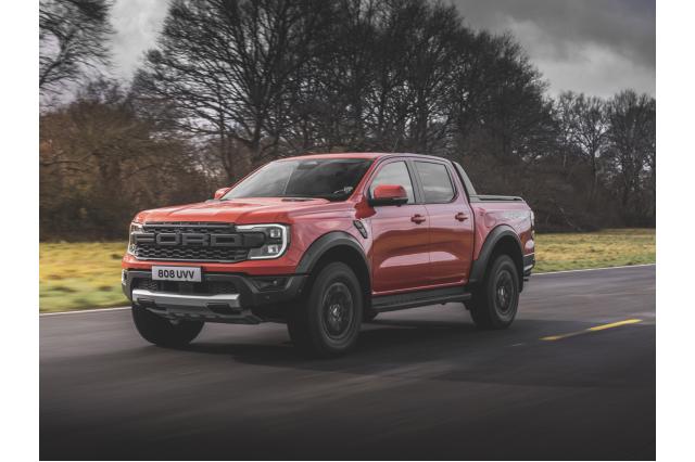 Το νέο Ranger Raptor ξαναγράφει τους Off-Road κανόνες